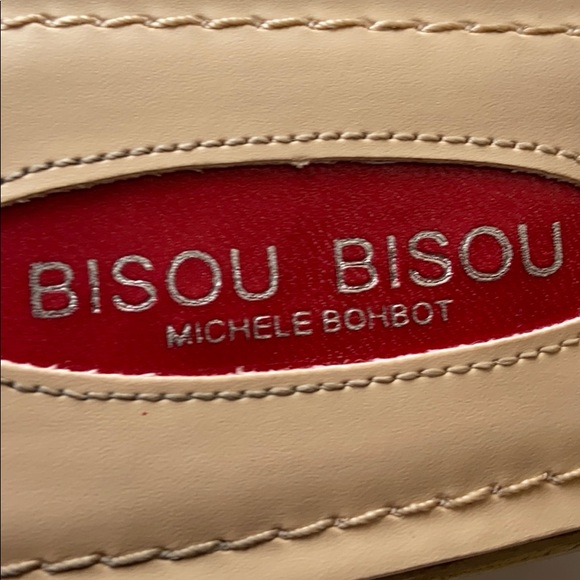 Bisou Bisou Wedge Shoes - Picture 3 of 10